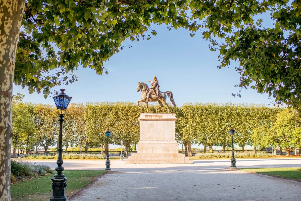 peyrou conciergerie montpellier